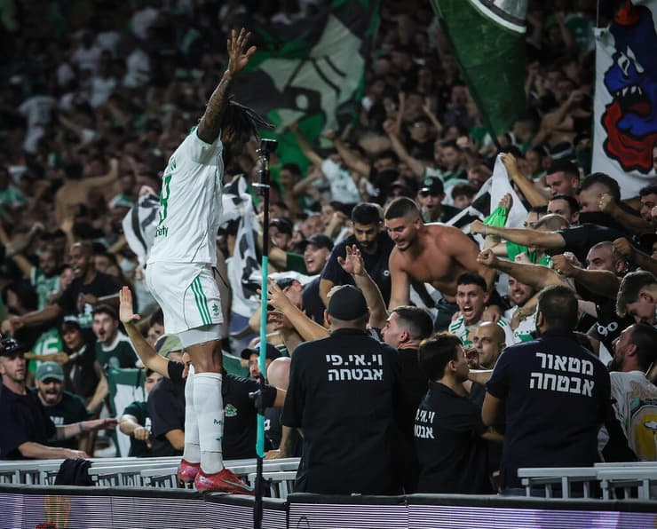 שחקן מכבי חיפה טריבנטה סטיוארט