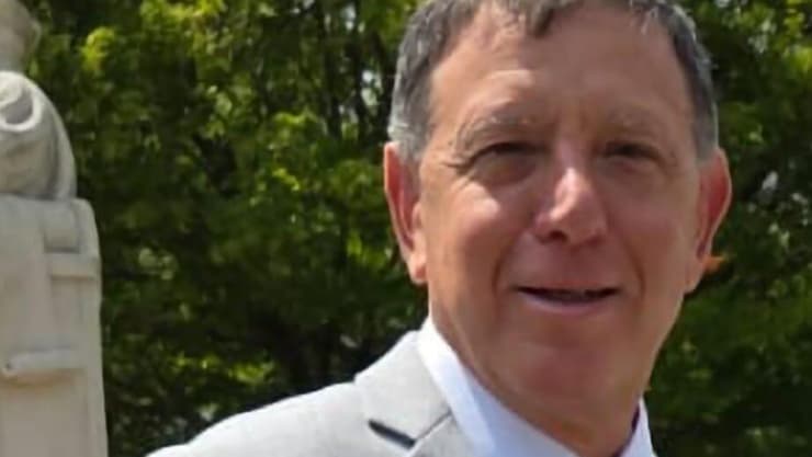 אלון זיבצנר, מנהל נכסים, זכיינות שיכון ובינוי