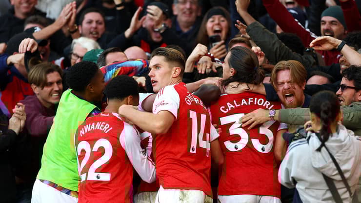 ארסנל חוגגת