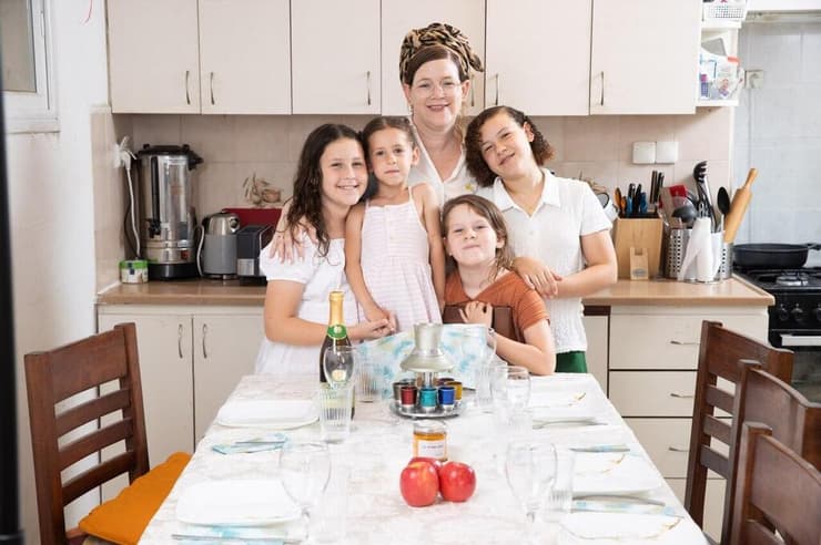 ארבעת בנות משפחת סורוקר