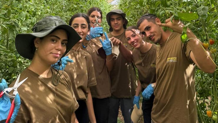 "קרן עוז" - הביטחוניסטים