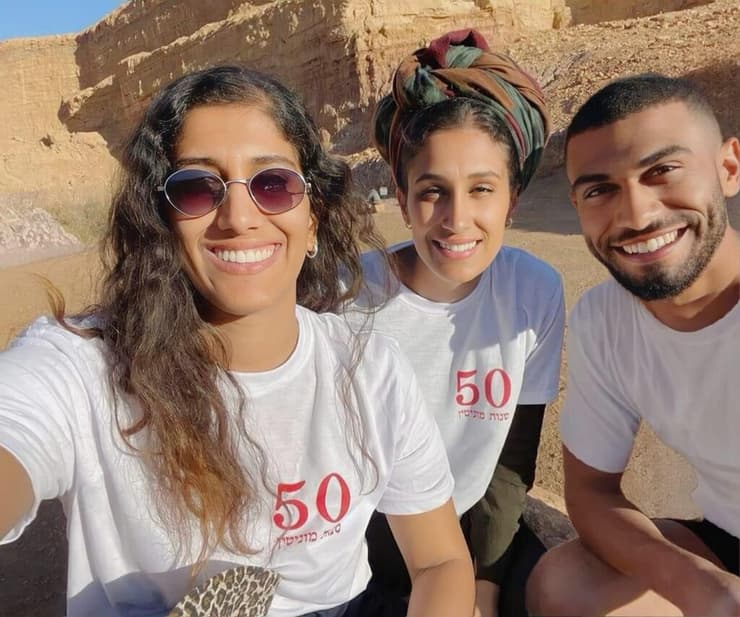 לידור יוסף קרוואני ז"ל עם אחיותיו, ליהיא וליאור 