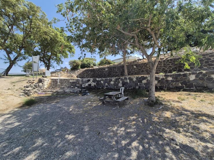 חוף מעגן, פעם היו פה מים