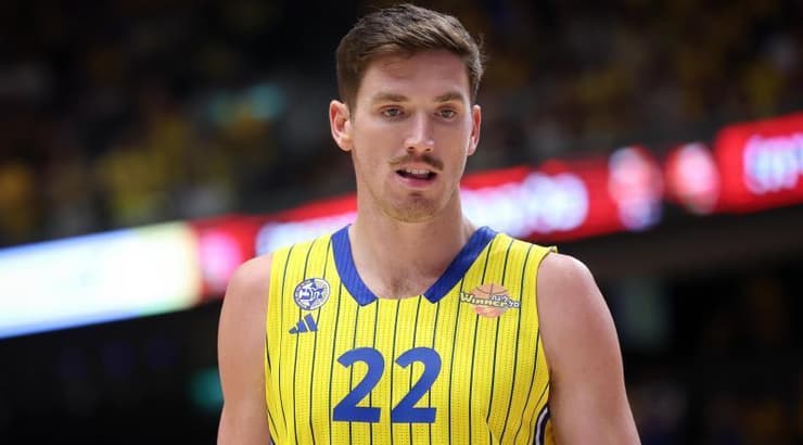 טיי ג'יי ליף