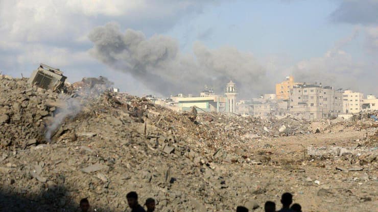 תקיפות אוויריות בעיר עזה
