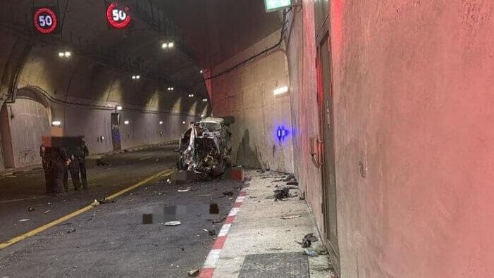 צעיר נהרג בהתהפכות רכב בכביש 1