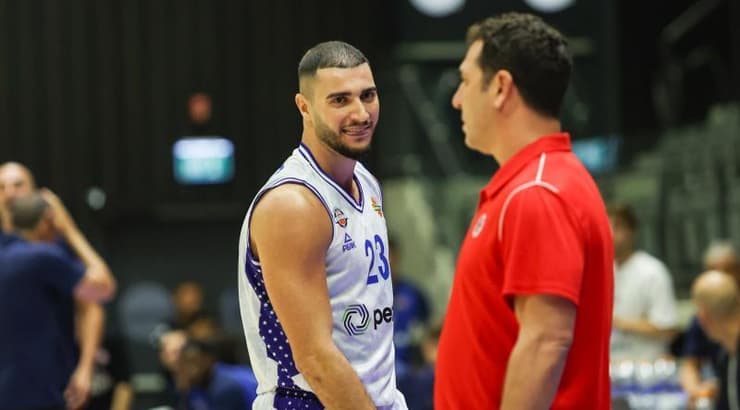 יונתן אלון ומוריאל לוטאטי