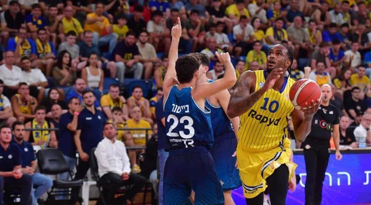 אושיי בריסט (חגי מיכאלי) אושיי בריסט