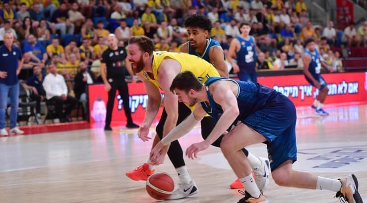 וויל ריימן במאבק (חגי מיכאלי) וויל ריימן במאבק