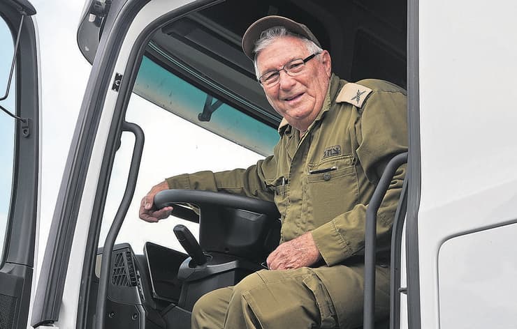 תא"ל (במיל') משה פלד