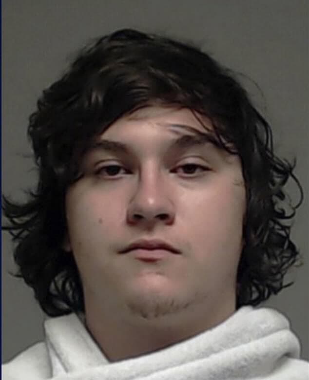 ארה"ב ג'ושוע ג'אהן רוצח יורה מ מתקן ICE ב דאלאס טקסס