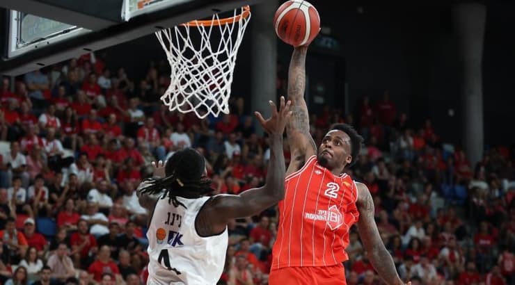 אנטוניו בלייקני (רדאד ג'בארה) אנטוניו בלייקני