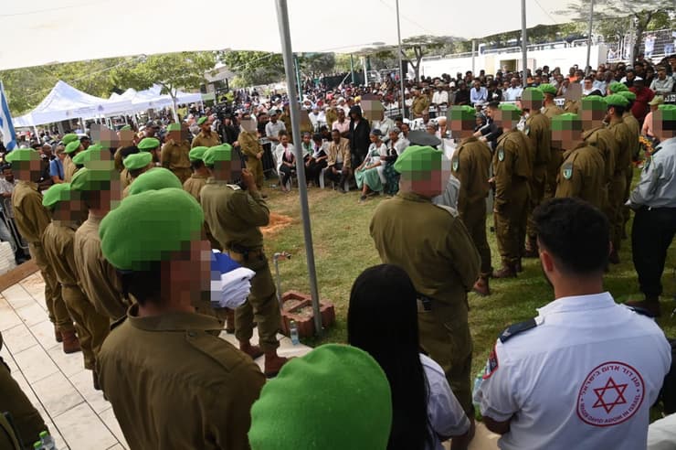 הלווייתו של סמ״ר צ׳אלצ׳או שמעון דמלאש ז״ל בבית העלמין הצבאי בבאר שבע