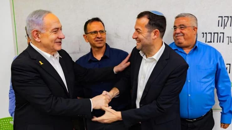 "האחריות על נתניהו, אותו בחרנו". ראש מועצת שומרון לצד רה"מ (צילום: מועצת שומרון) ראש הממשלה נתניהו עם ראש מועצת שומרון יוסי דגן