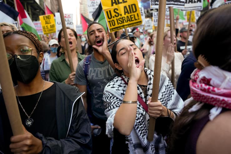 הפגנה נגד ישראל ב ניו יורק במקביל לנאום נתניהו בעצרת האו"ם או"ם