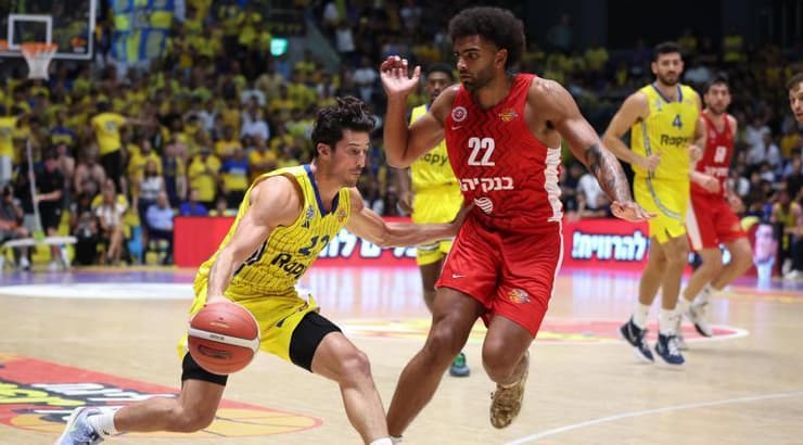 ג'ון דיברתולומאו מול אנתוני לאמב