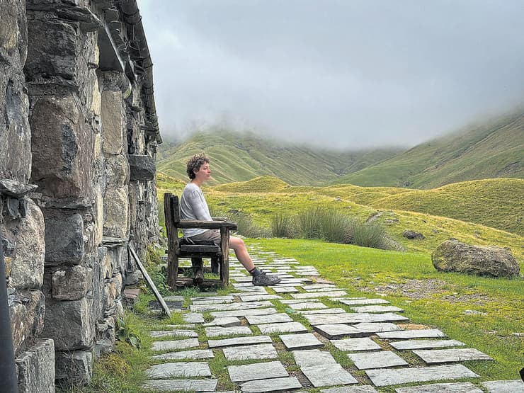 איוי מחוץ לאכסנית נוער YAI Black Sail בעמק Ennerdale