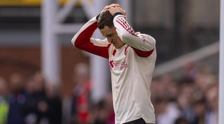 פלוריאן וירץ מאוכזב (IMAGO) פלוריאן וירץ מאוכזב