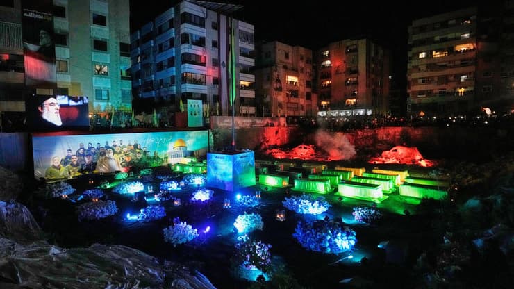 תומכי חיזבאללה בזירה בה חוסל חסן נסראללה