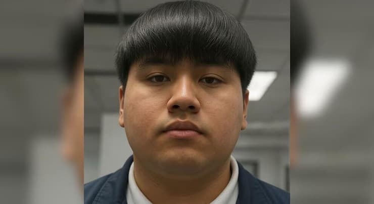 הפושע הנמלט Pequeño J. "זה מה שקורה למי שגונב ממני סמים" ארגנטינה רצח 3 נשים בית זוועות החשוד הנמלט ג'יי פקניו