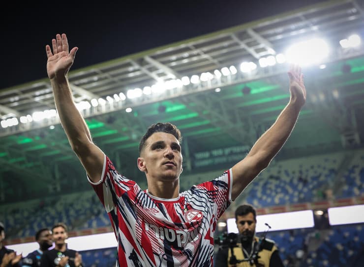 בכושר שיא. ביטון (צילום: עוז מועלם) דן ביטון