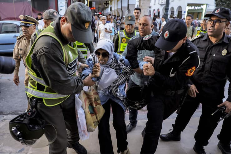 רבאט מרוקו הפגנות מחאות רפורמה בריאות ו חינוך