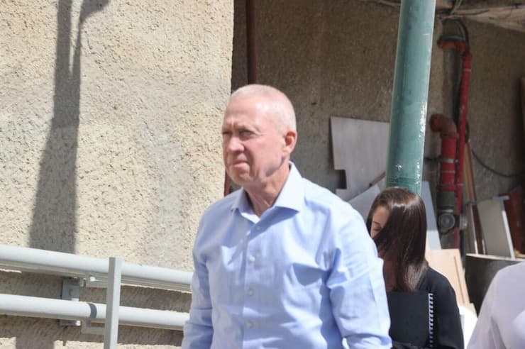 יואב גלנט מתייצב לדיון בעניין הדחתו מהליכוד