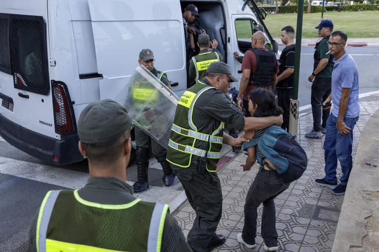 רבאט מרוקו הפגנות מחאות רפורמה בריאות ו חינוך