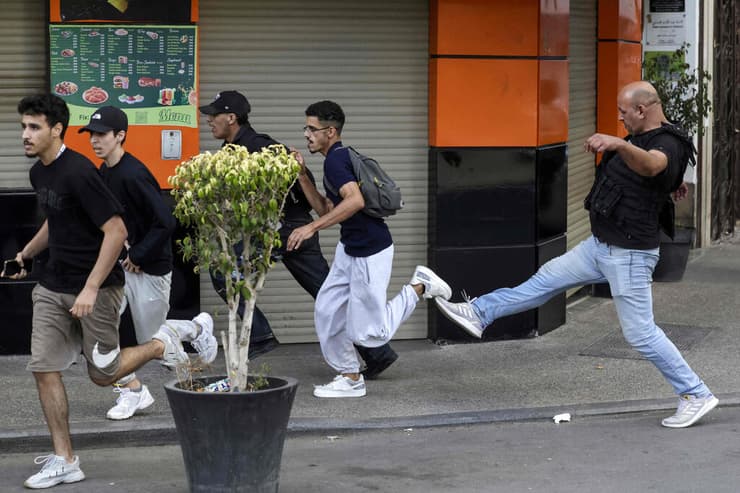 רבאט מרוקו הפגנות מחאות רפורמה בריאות ו חינוך