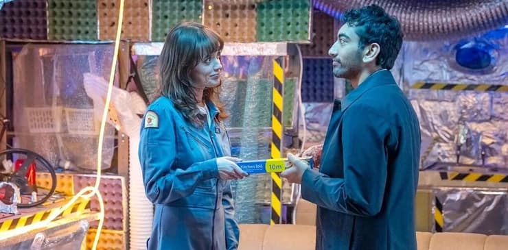 מתוך "חיים בסרט" (צילום: באדיבות BBC) מתוך "חיים בסרט"