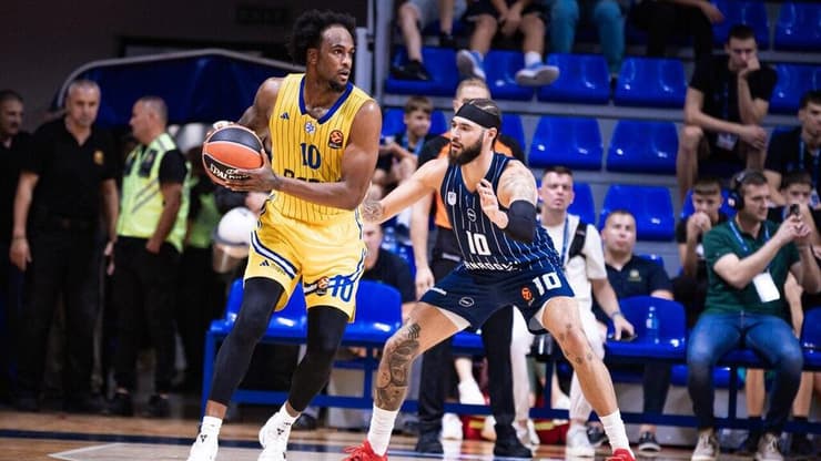 אושיי בריסט