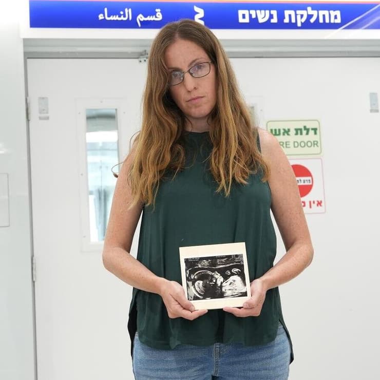 "קושי רגשי עצום". ליאור בירן עברה לידה שקטה ונאלצה להתמודד גם עם הקושי בקבורה מכבדת (צילום: אפי שריר) ליאור בירן עברה לידה שקטה