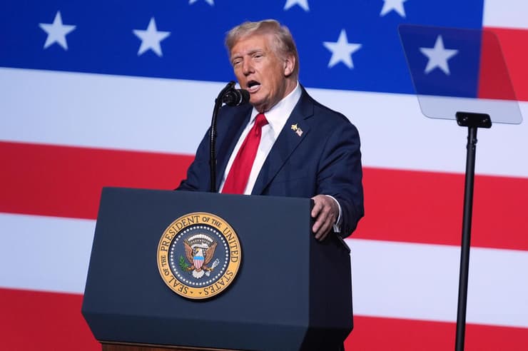 ארה"ב כינוס קצינים של שר ההגנה פיט הגסת' נשיא דונלד טראמפ