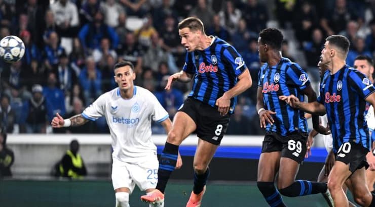 מריו פאשאליץ' נוגח