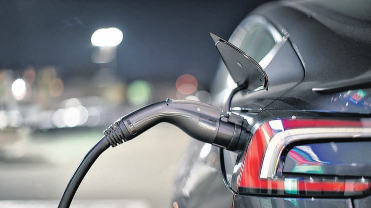 עמדת טעינה לרכב חשמלי