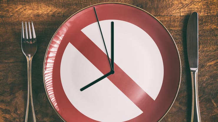 גם בצום יש נכון ולא נכון (צילום: shutterstock) צום