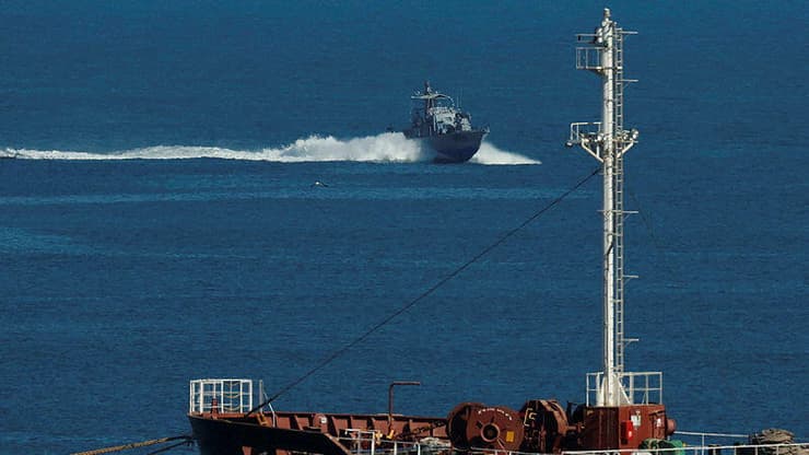 כוחות חיל הים מגיעים לנמל אשדוד אחרי ההשתלטות על משט סומוד לעזה