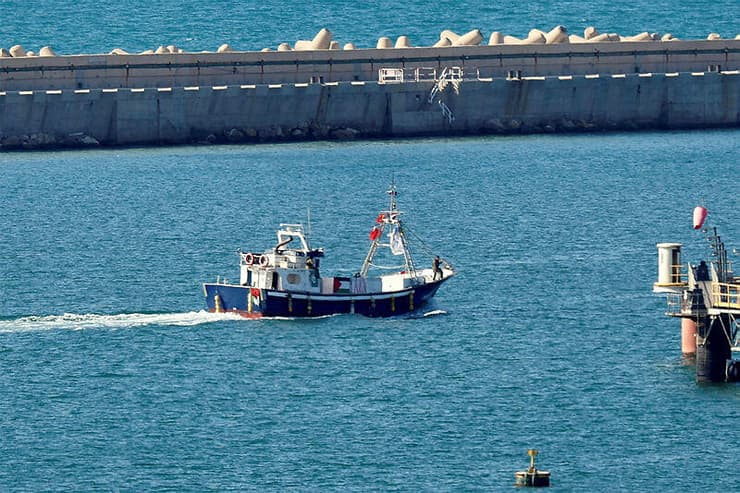 סירה ממשט "סומוד" לעזה בנמל אשדוד