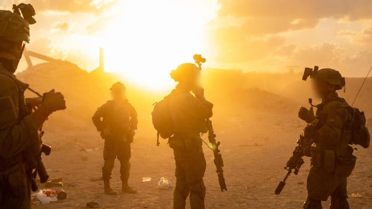 כוחות צה"ל ברצועת עזה. ההשפעה הנפשית תימשך עוד זמן רב (צילום: דובר צה"ל ) פעילות כוחות חטיבת כפיר ברצועת עזה