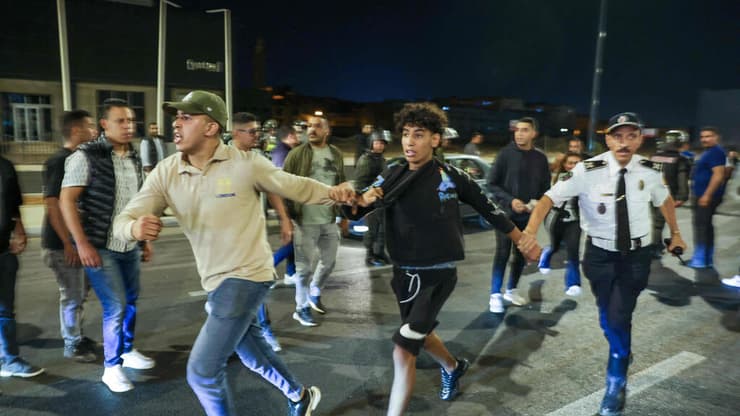 הפגנה בקזבלנקה שבמרוקו בדרישה לשירותים ציבוריים טובים יותר