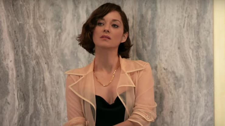 אחוקית של ג'ניפר וריס. מריון קוטיאר, מתוך "תוכנית הבוקר" (צילום מסך, אפל TV פלוס) מריון קוטיאר, מתוך "תוכנית הבוקר"