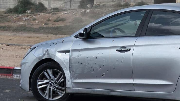 זירת הירי ברהט בצהריים זירה ברהט בה רופא נורה בעקבות סכסוך משפחות