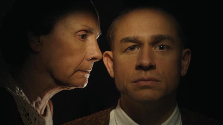 מתוך "מפלצת: סיפורו של אד גין"