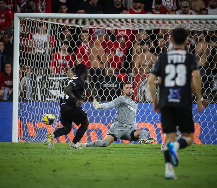 דניאל דאפאה (צילום: עוז מועלם) דניאל דאפאה