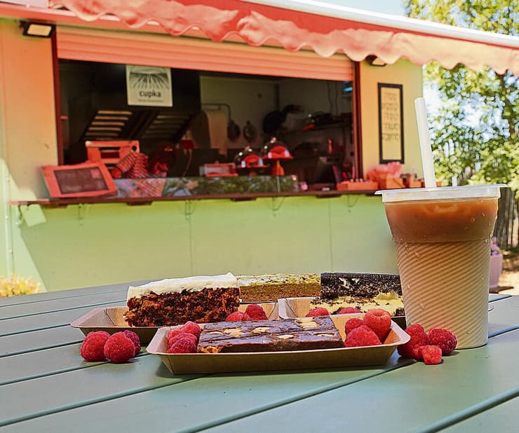 שלל מאפים. Cupka yk14484500