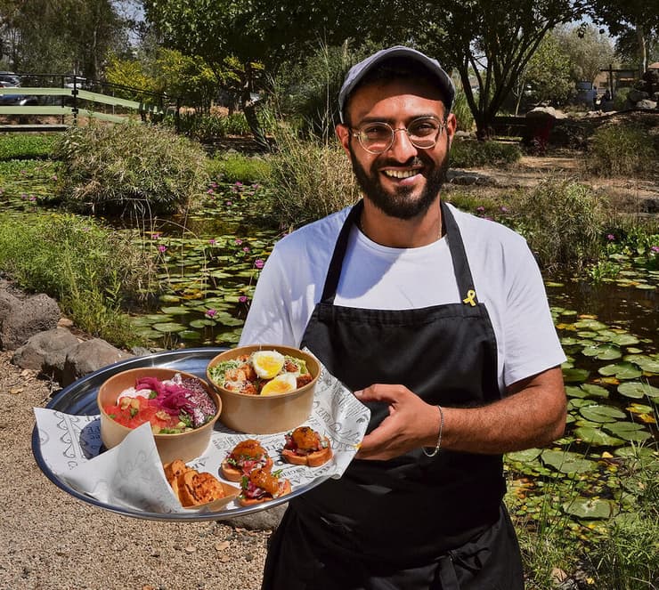 גורמה בטבע. דופילה yk14484554