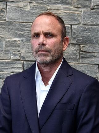 עו"ד דורון נוי