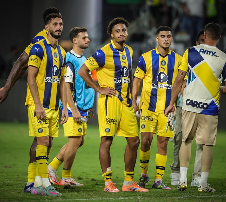 שחקני מכבי ת"א טייריס אסנטה, שגיב יחזקאל, אלעד מדמון