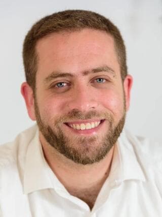 עו"ד מאור קינד