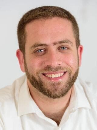 עו"ד מאור קינד